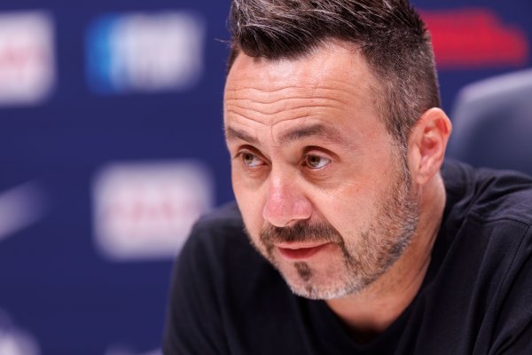 网上配资炒股平台 太阳报：德泽尔比给热刺球员们看各自的精彩集锦，以此激励他们